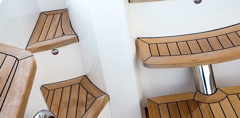 motor boat teak deck